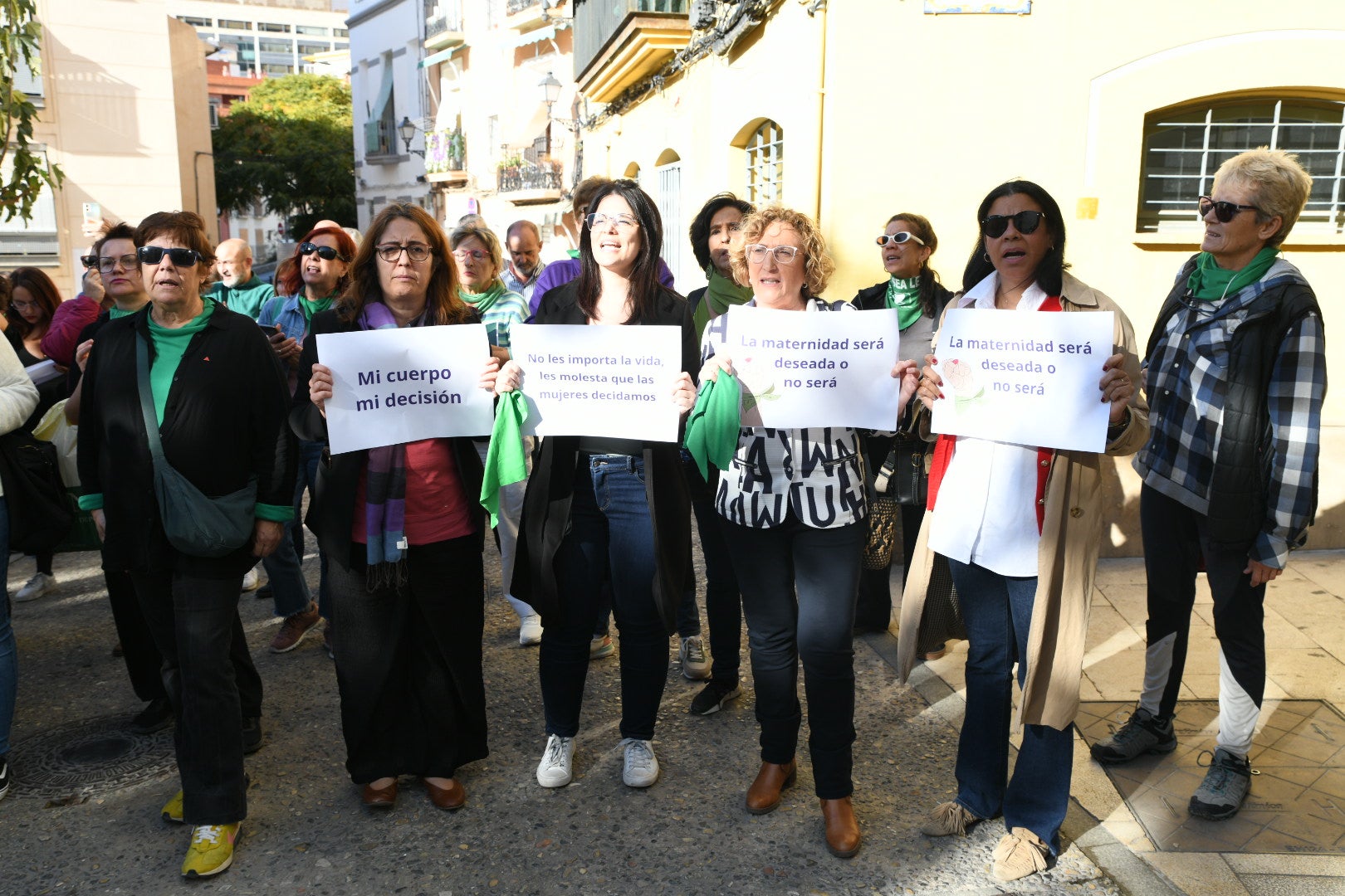 Protesta contra la oficina «antiaborto» de Alicante