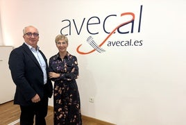El presidente de Avecal, Vicente Pastor, junto con la