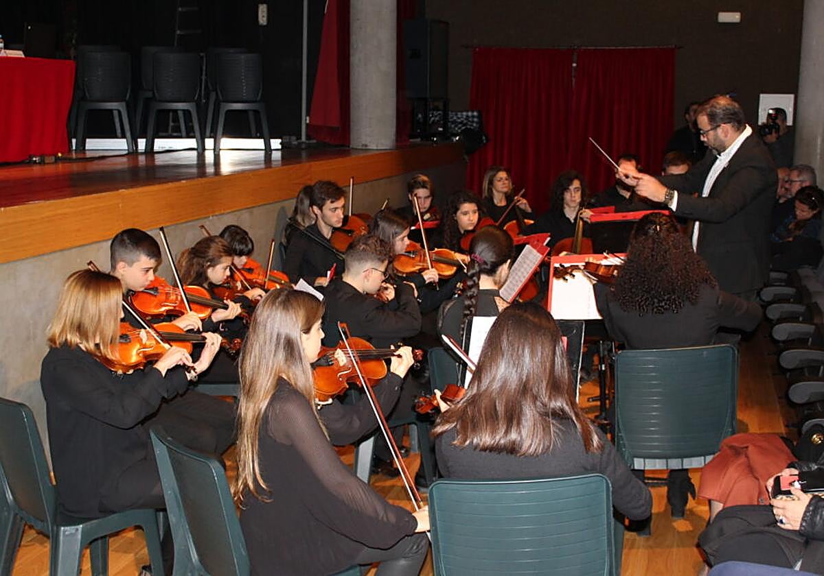 El consistorio espera que el conservatorio municipal acabe pasando a manos de la Conselleria de Educación.