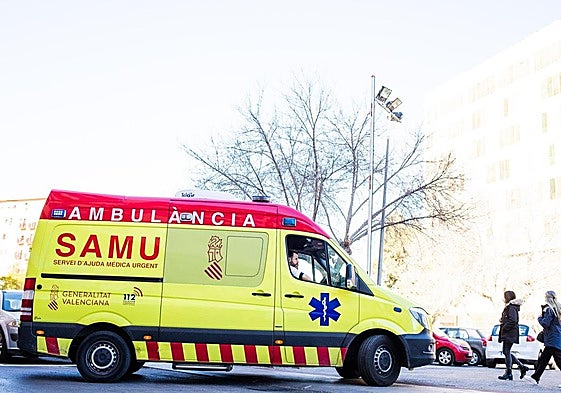 Una ambulancia SAMU.