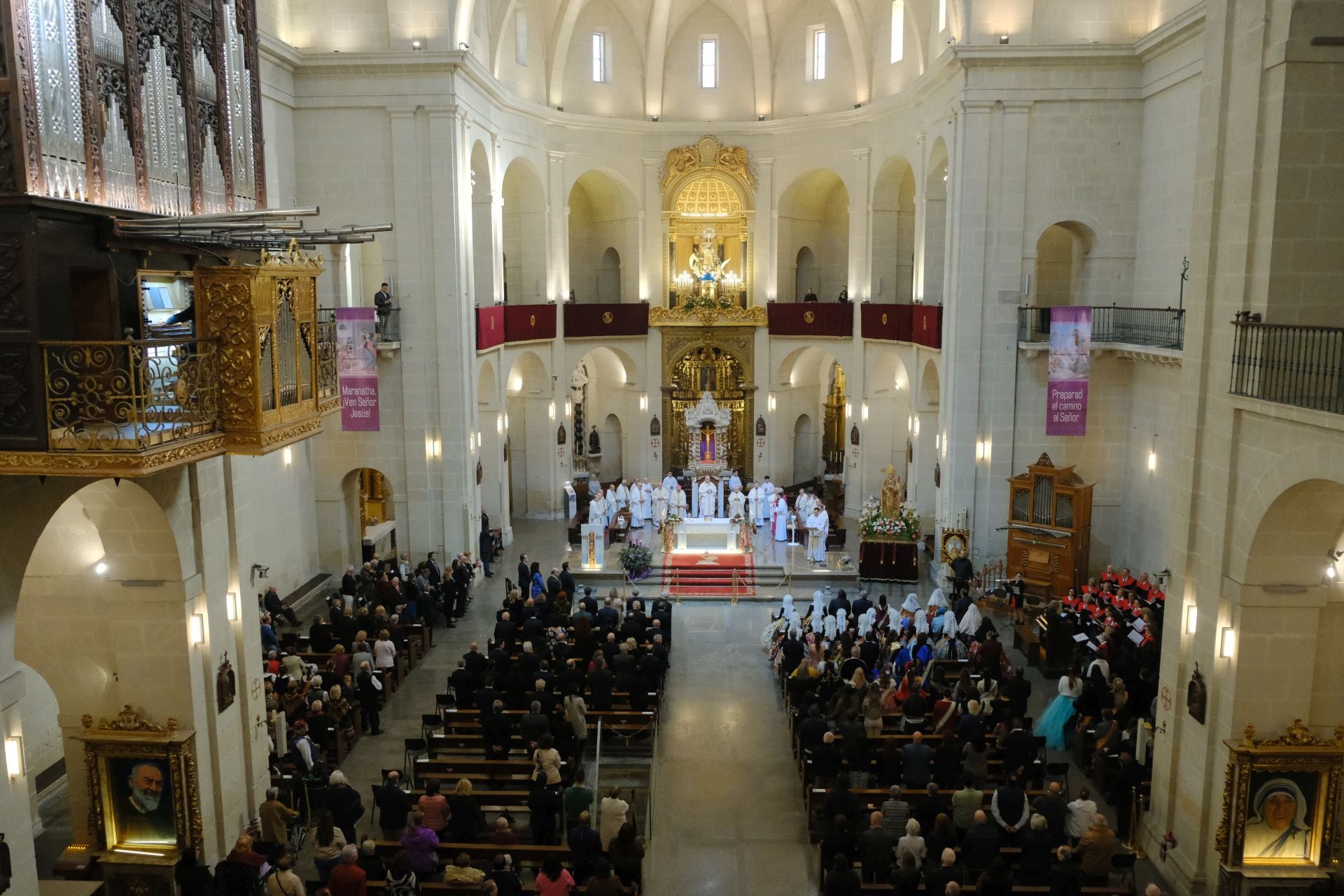 Alicante honra a San Nicolás