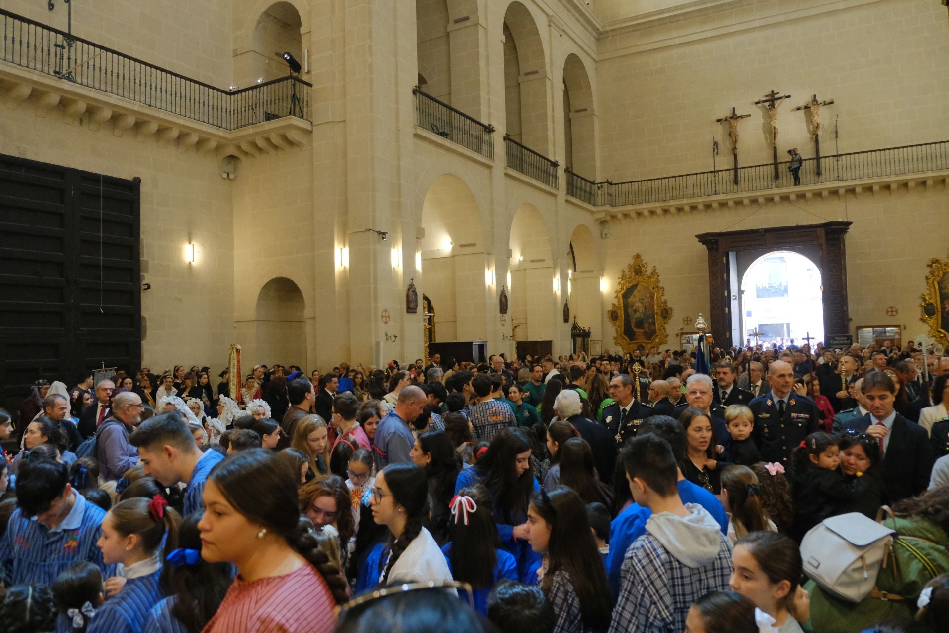 Alicante honra a San Nicolás