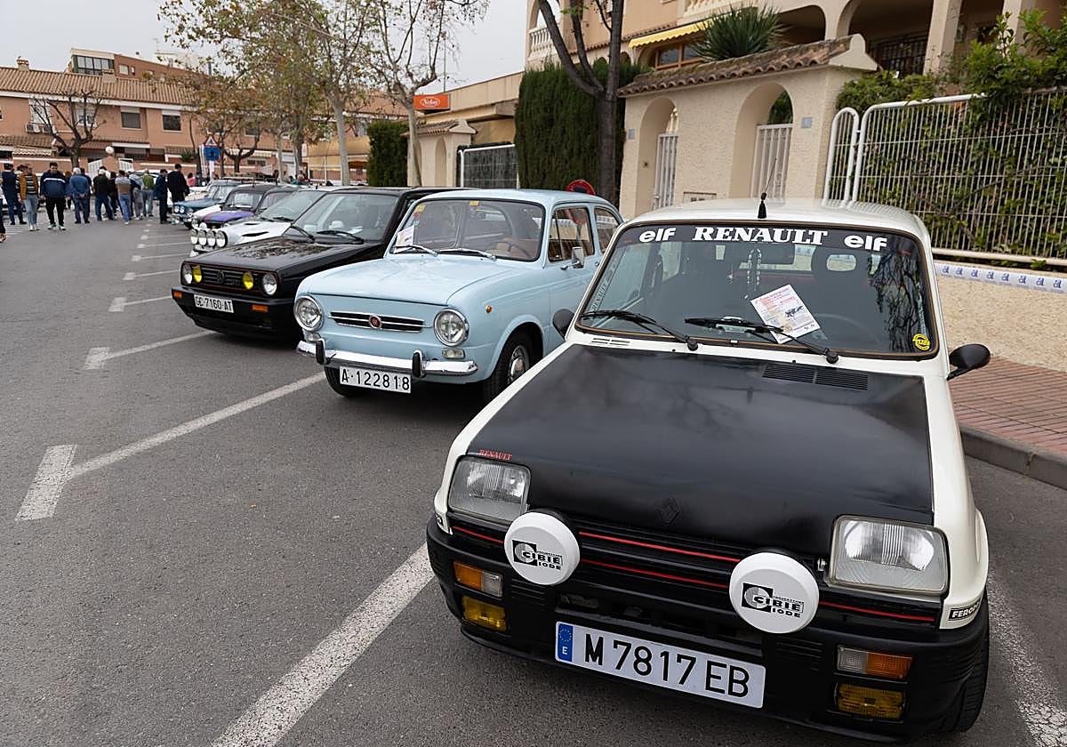 Exposición de coches clásicos en la provincia de Alicante.