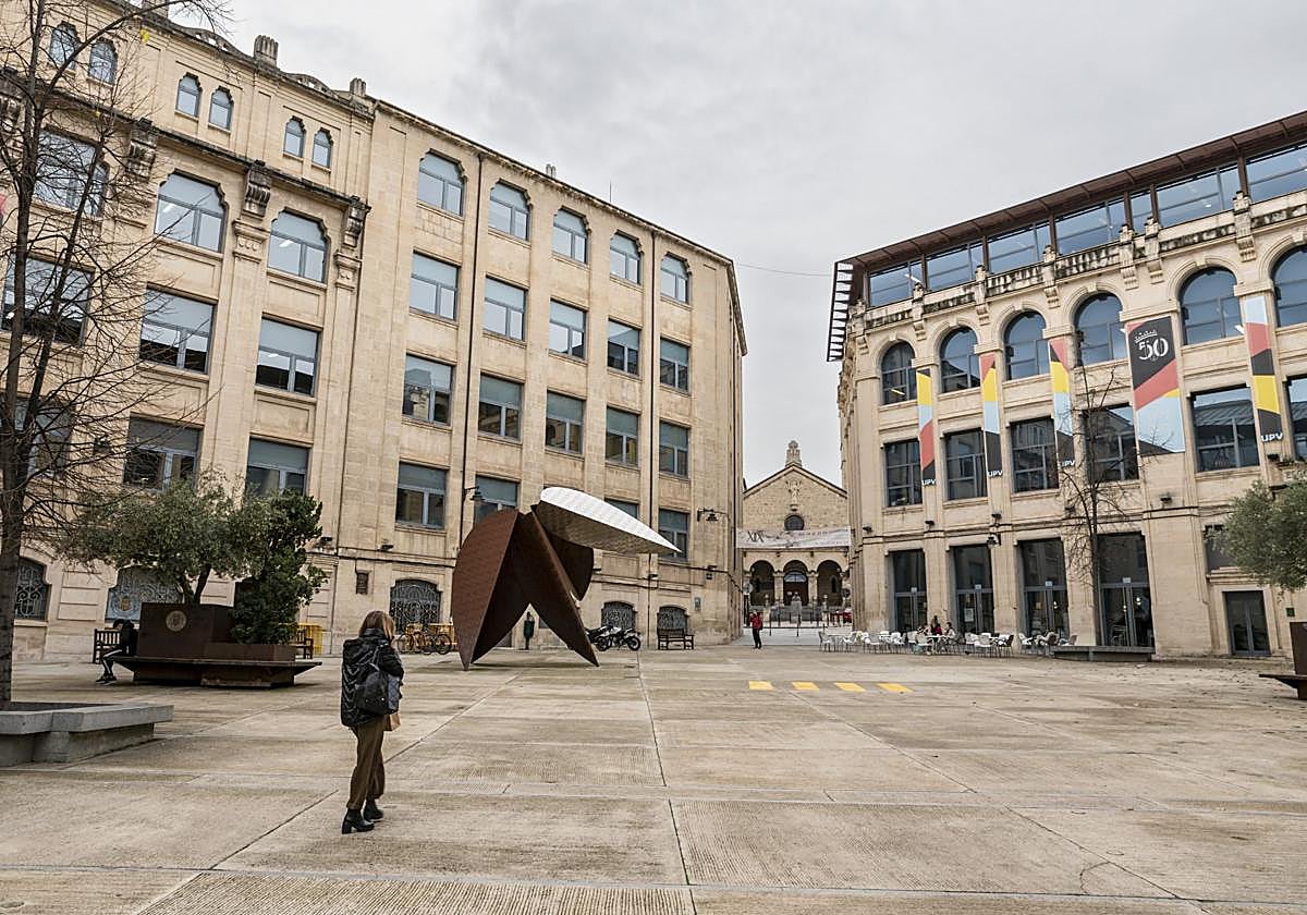 Conjunto de edificios Ferrándiz y Carbonell, sede del Campus de Alcoi de la UPV.