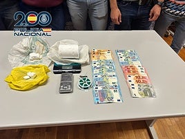 Útiles intervenidos durante uno de los registros.