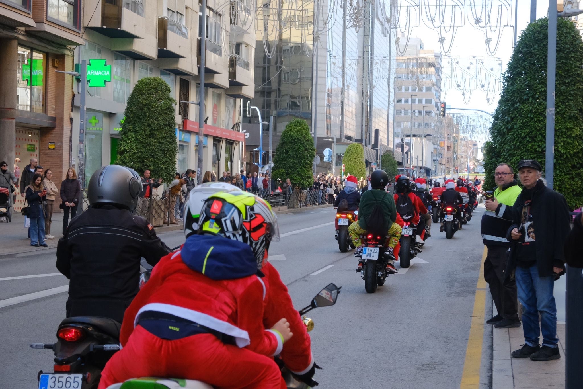 Las imágenes de la &#039;Papanoelada&#039; en Alicante