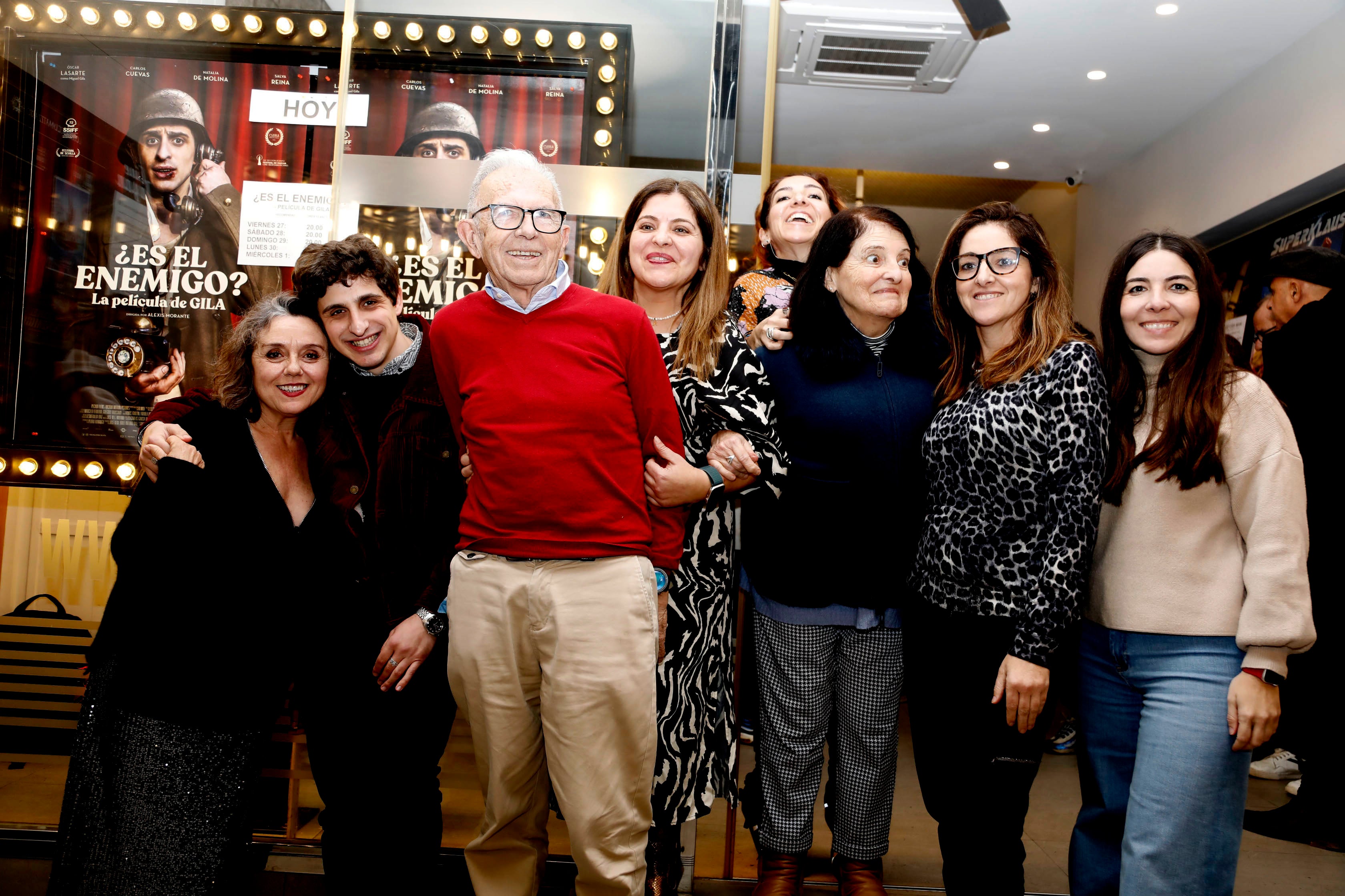 Óscar Lasarte emociona a Xábia en la presentación de &#039;¿Es el Enemigo? La película de Gila&#039;