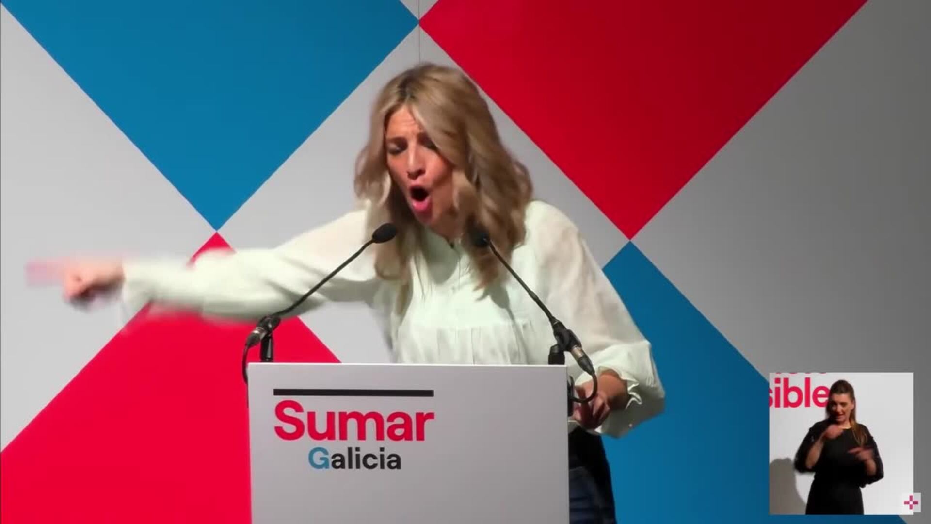 Díaz pide concentrar voto en Sumar para volver a derrotar a Feijóo y cuestiona su liderazgo