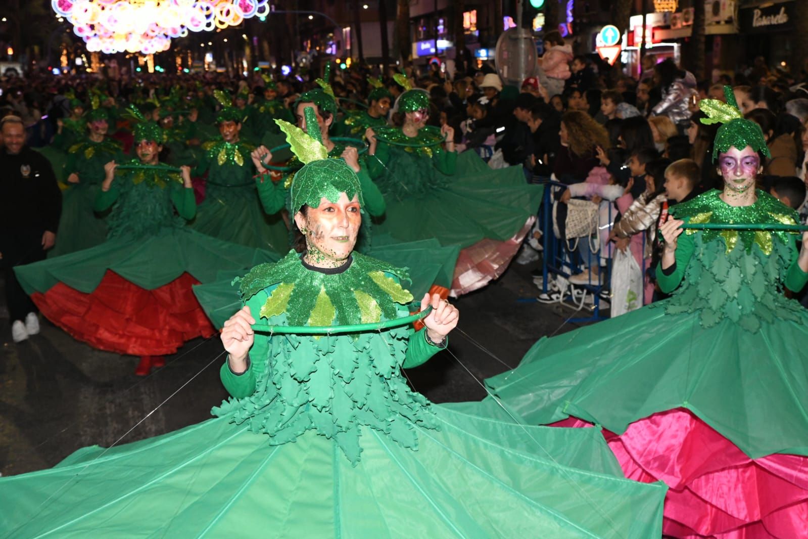 Los Reyes Magos llenan de magia Alicante