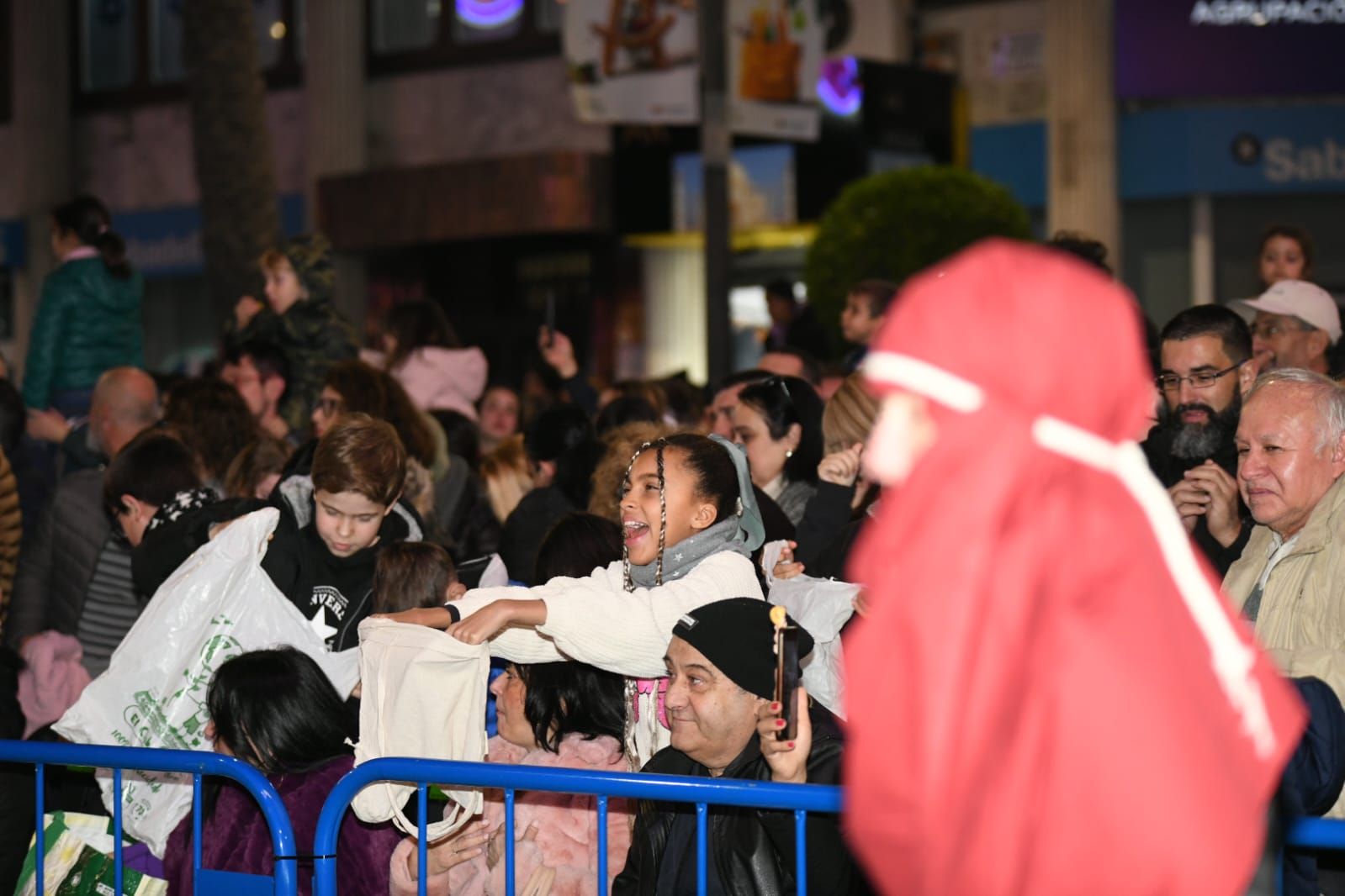 Los Reyes Magos llenan de magia Alicante