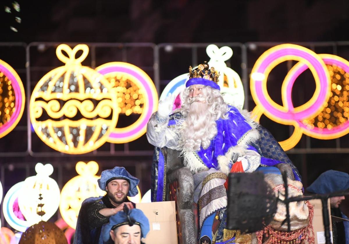 Los Reyes Magos llenan de magia Alicante