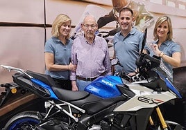 Marín con sus hijos.