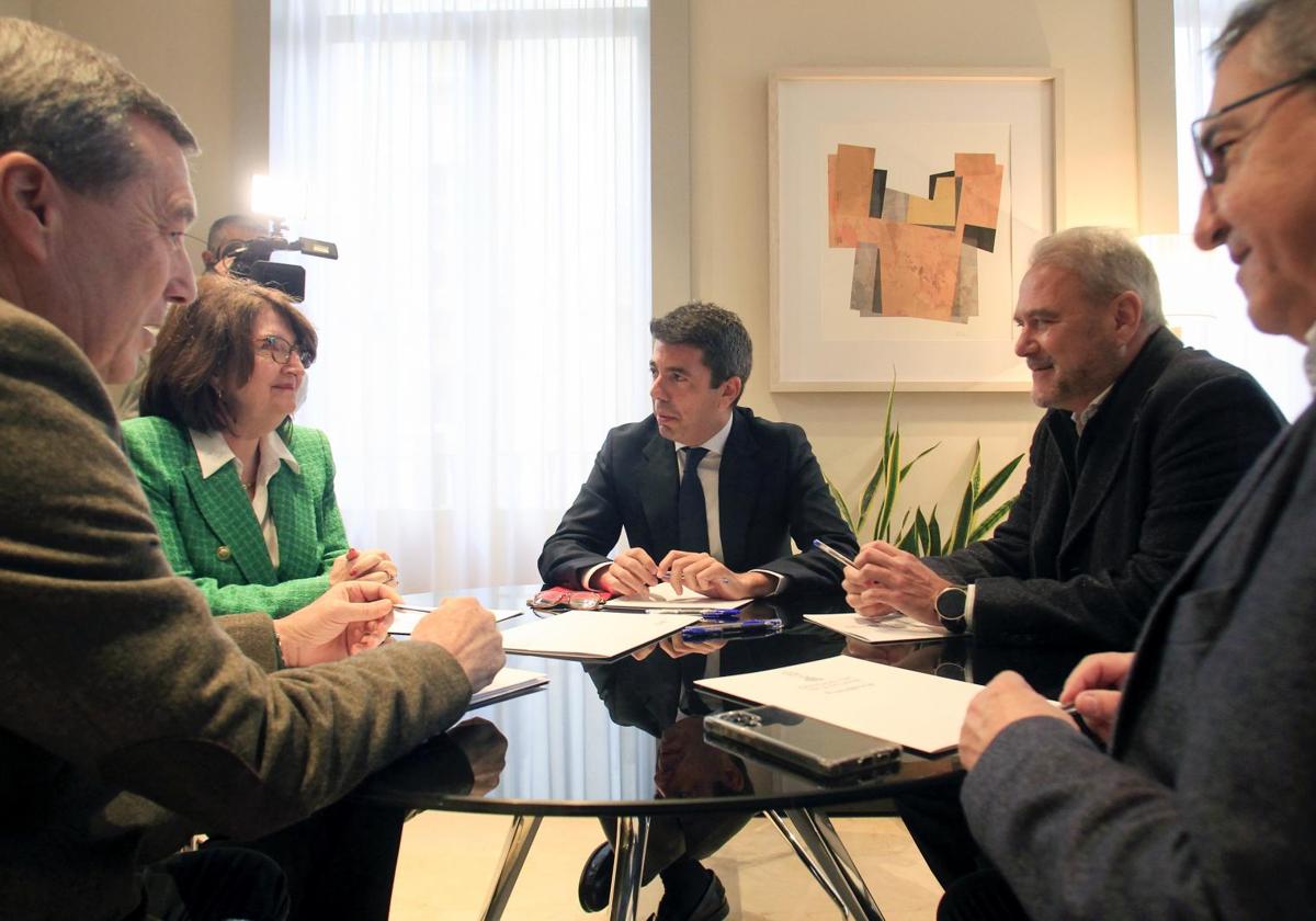 Reunión de este lunes para sellar acuerdos sobre la polémica de Medicina.