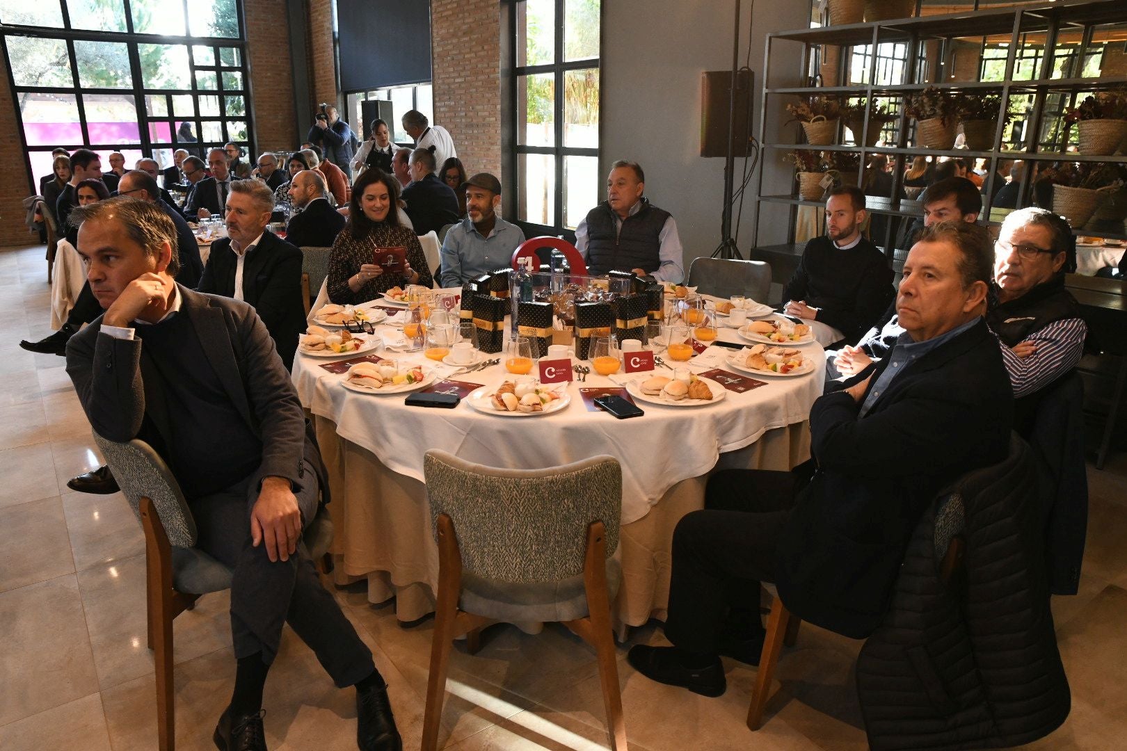 Así ha sido la conferencia de Mario Conde en el Cámara Business Club