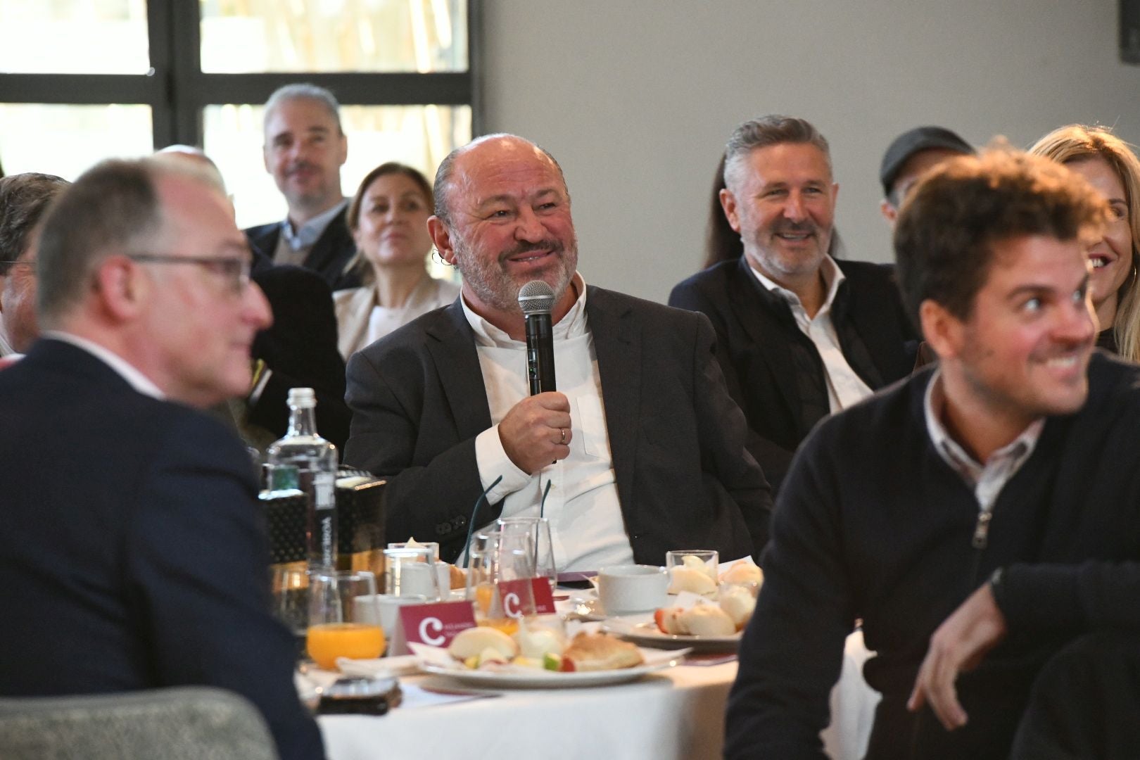 Así ha sido la conferencia de Mario Conde en el Cámara Business Club