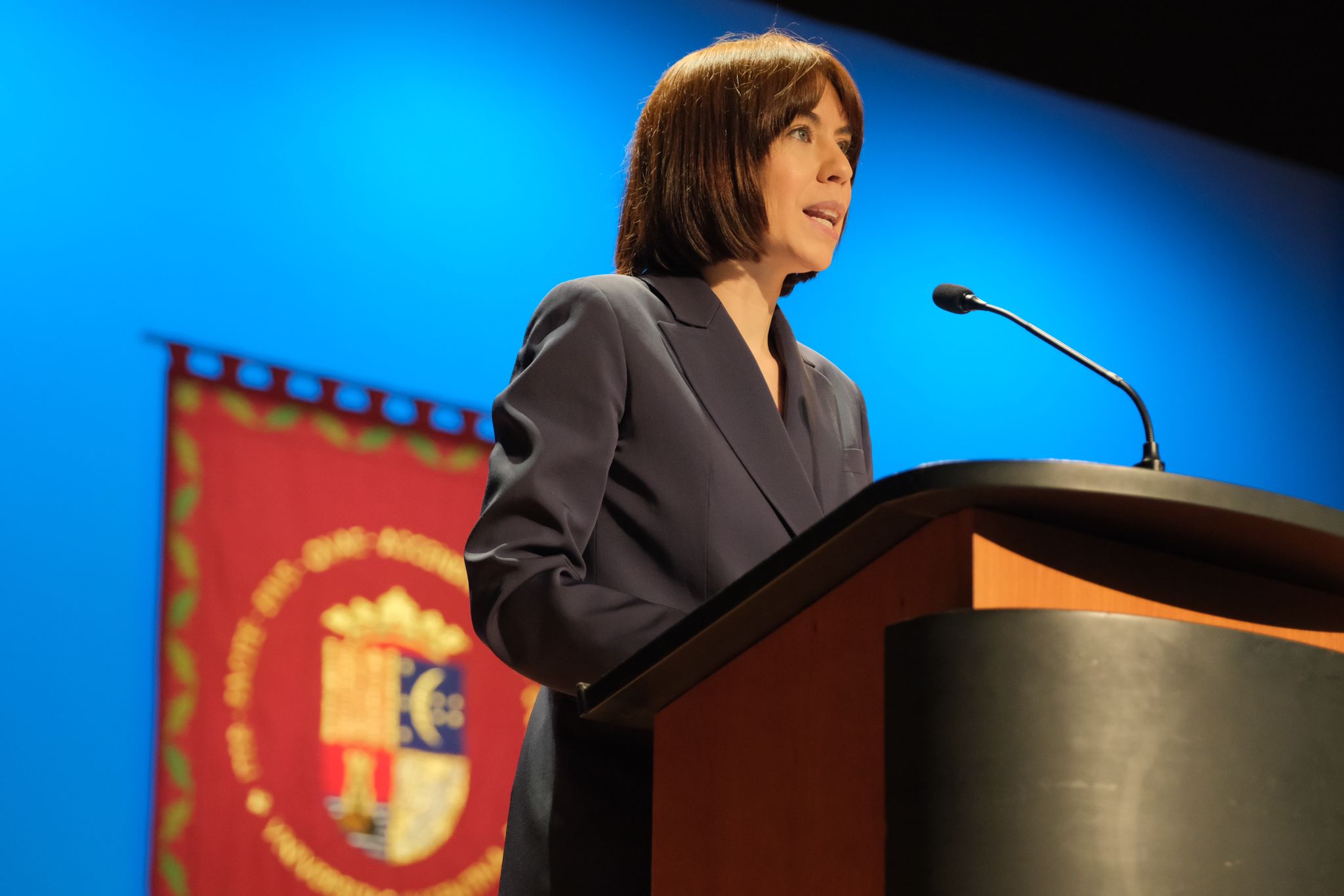 La investidura de Amparo Navarro como rectora de la UA, en imágenes