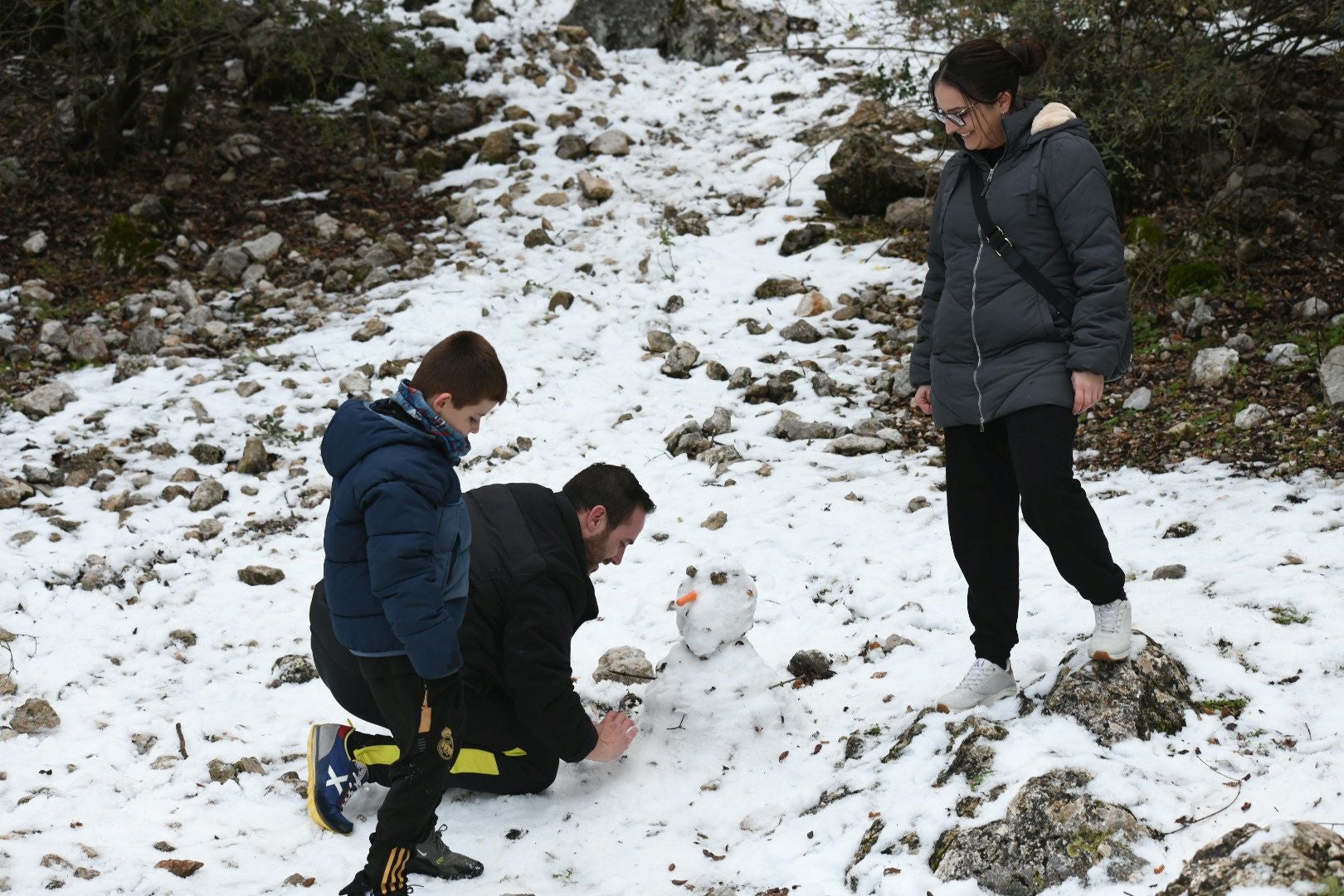 Los alicantinos disfrutan de un día en la nieve