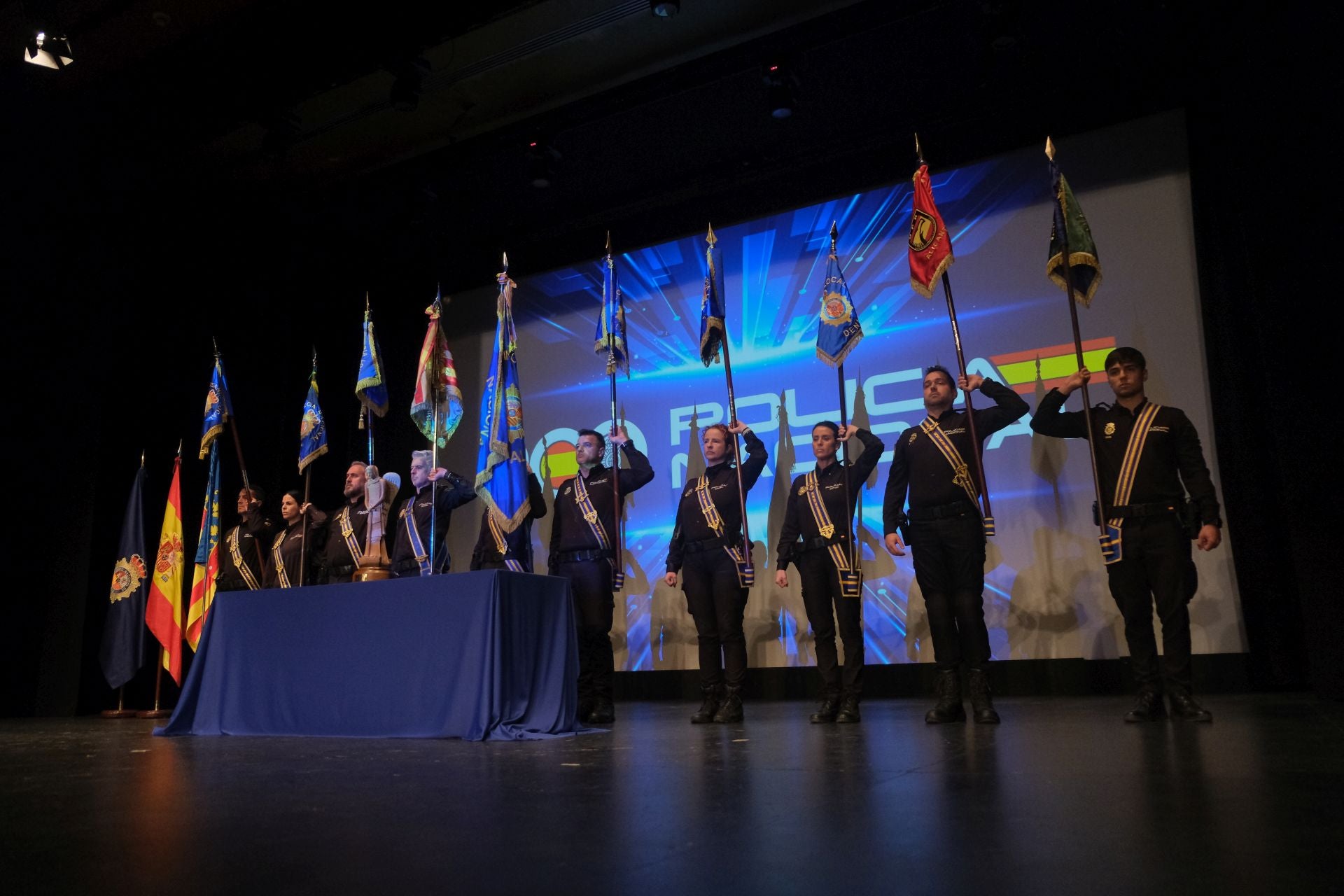 La Policía Nacional celebra su 201 aniversario en Alicante