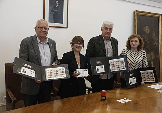 Presentación del sello de Correos dedicado a la escritora María Ibars.