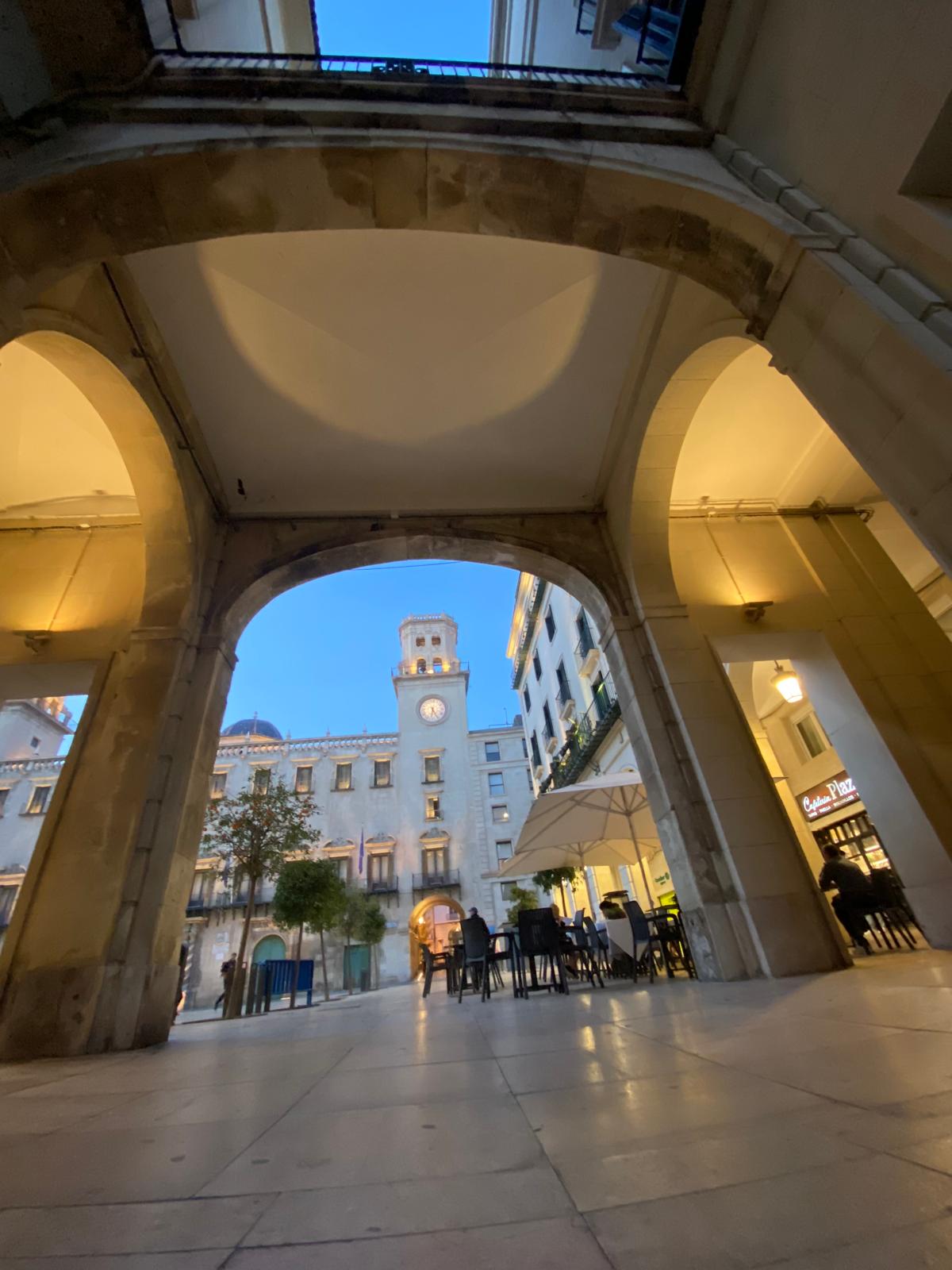 Ayuntamiento de Alicante.