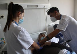 Sanidad quiere atar a los MIR en el sistema público los cinco años posteriores a finalizar su residencia.