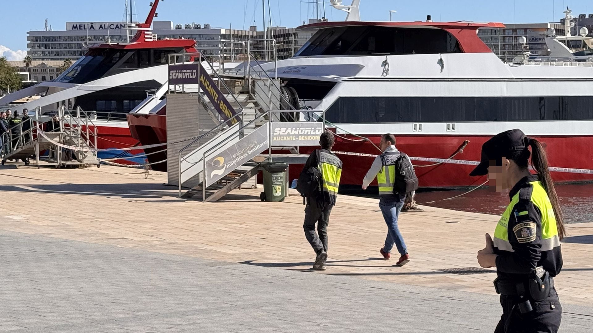 Dispositivo especial por el hallazgo de un cadáver en el puerto de Alicante