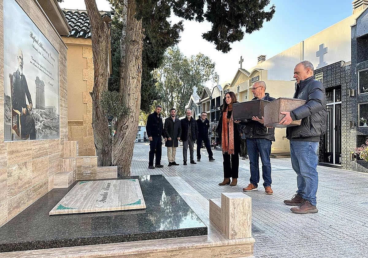 Entierro de los padres y abuelos de Rafael Altamira en El Campello.