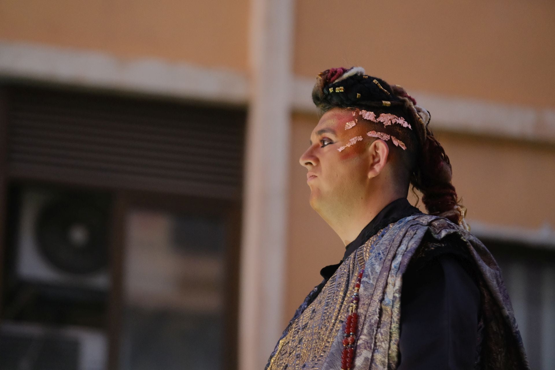 El desfile de Mig Any de los Moros y Cristianos de Altozano, en imágenes