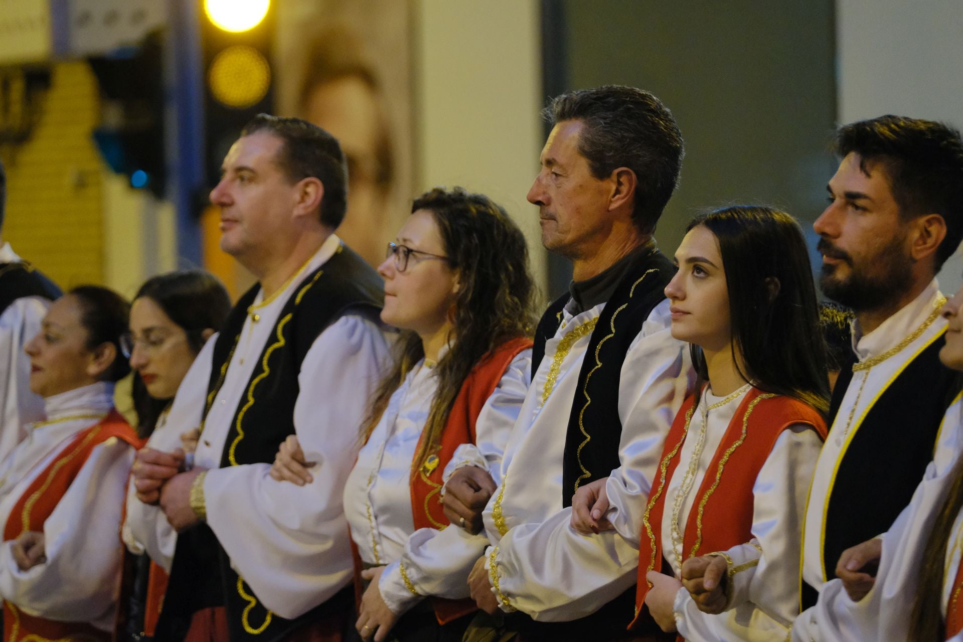 El desfile de Mig Any de los Moros y Cristianos de Altozano, en imágenes