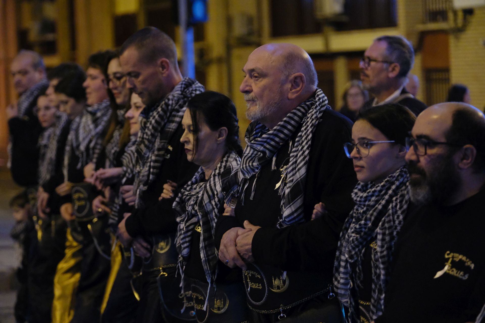 El desfile de Mig Any de los Moros y Cristianos de Altozano, en imágenes