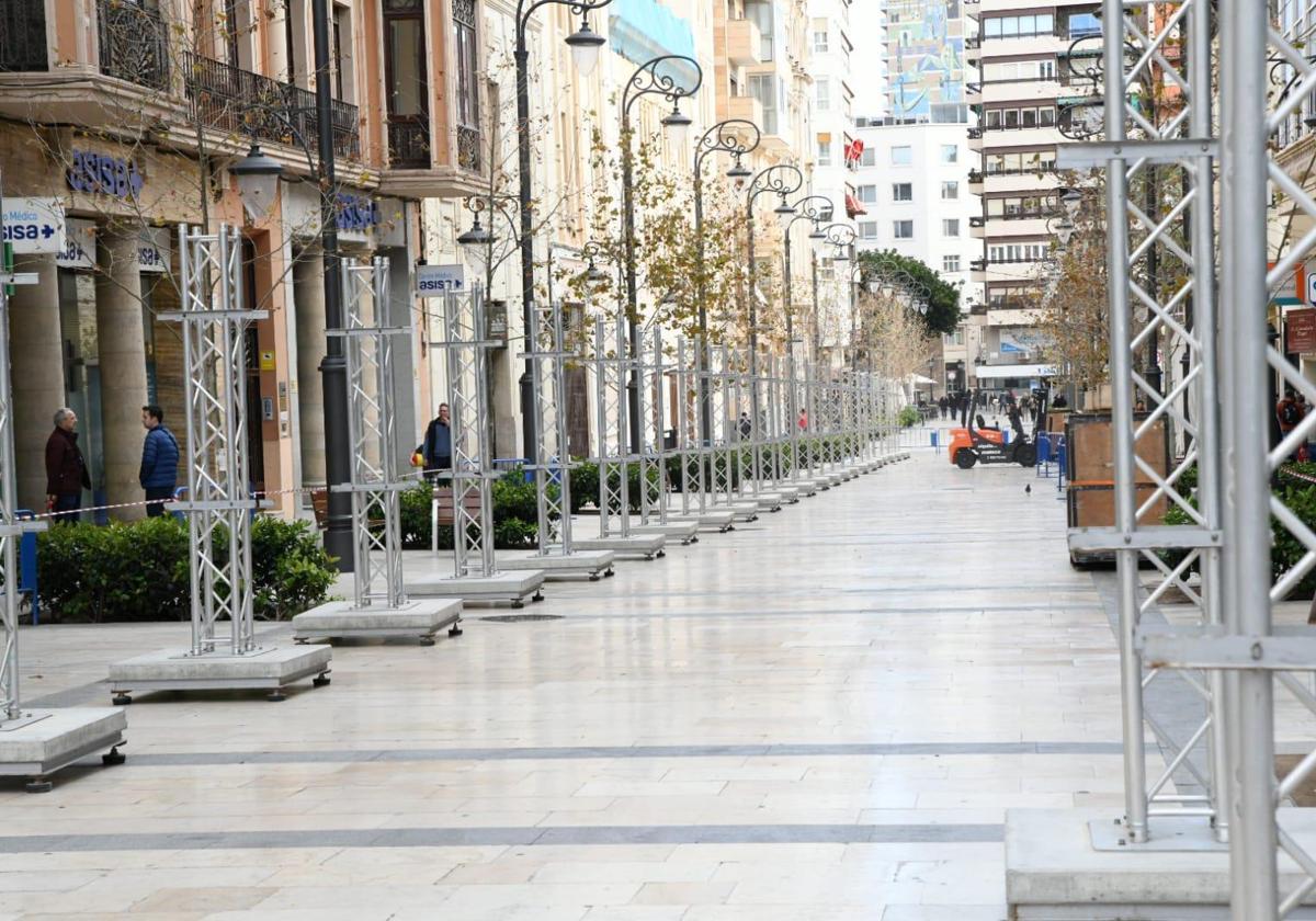 Imagen principal - El centro de Alicante se transforma en una sala del Museo del Prado