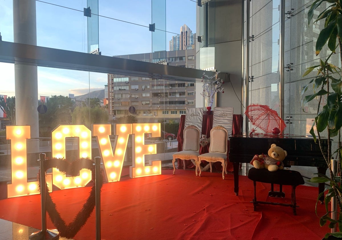 San Valentín refuerza el amor del turismo por la Costa Blanca