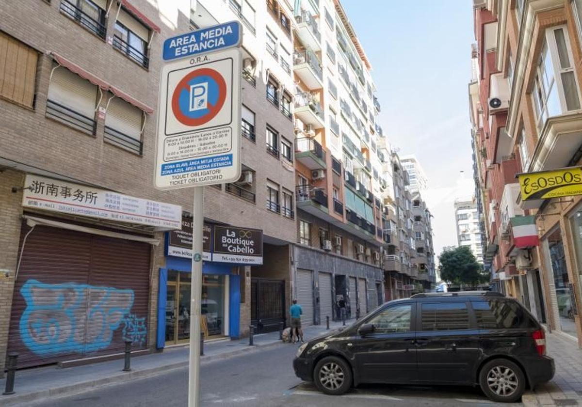 Blue zone in the centre of Alicante.
