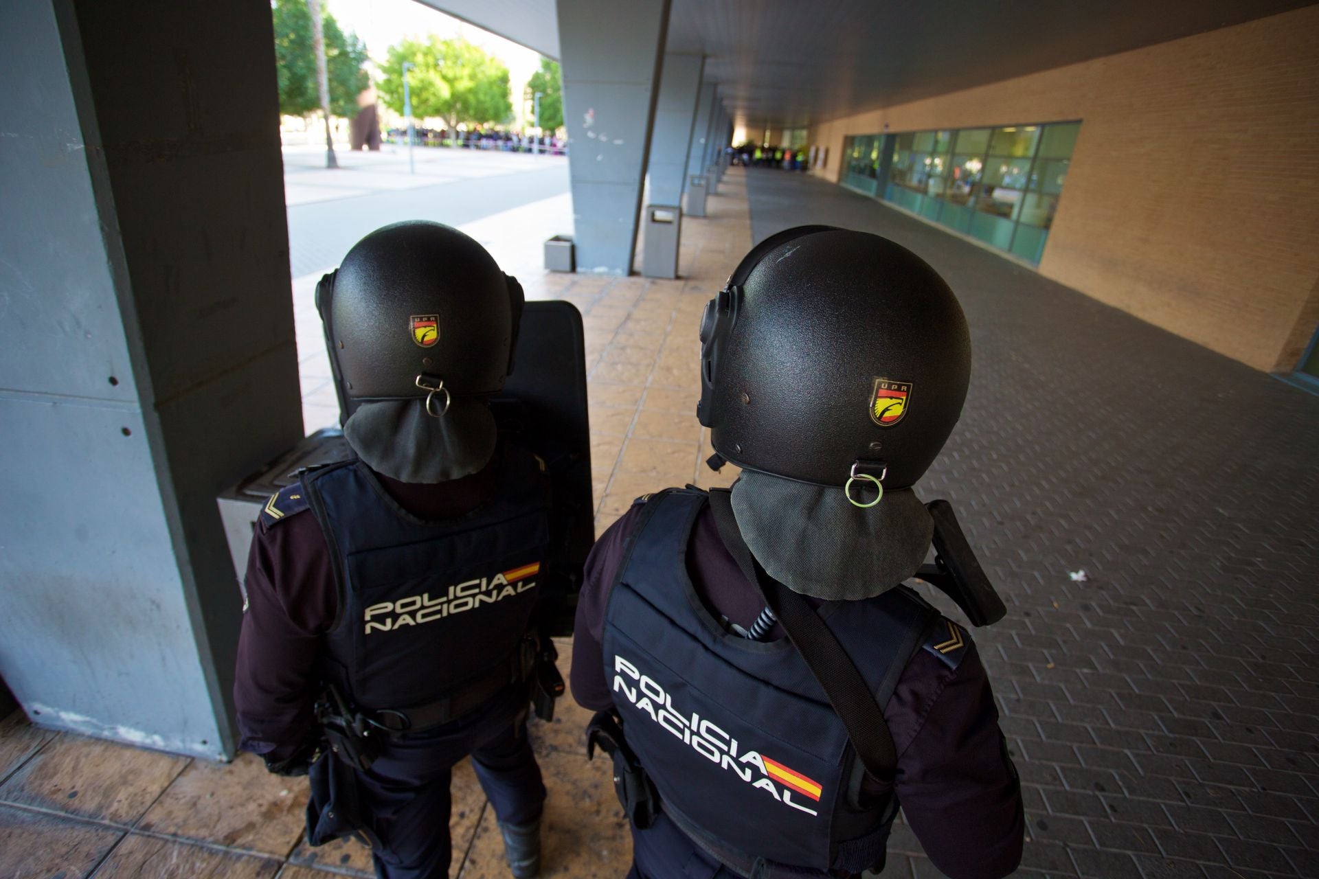 El macrosimulacro de la UA con la Policía Nacional, en imágenes