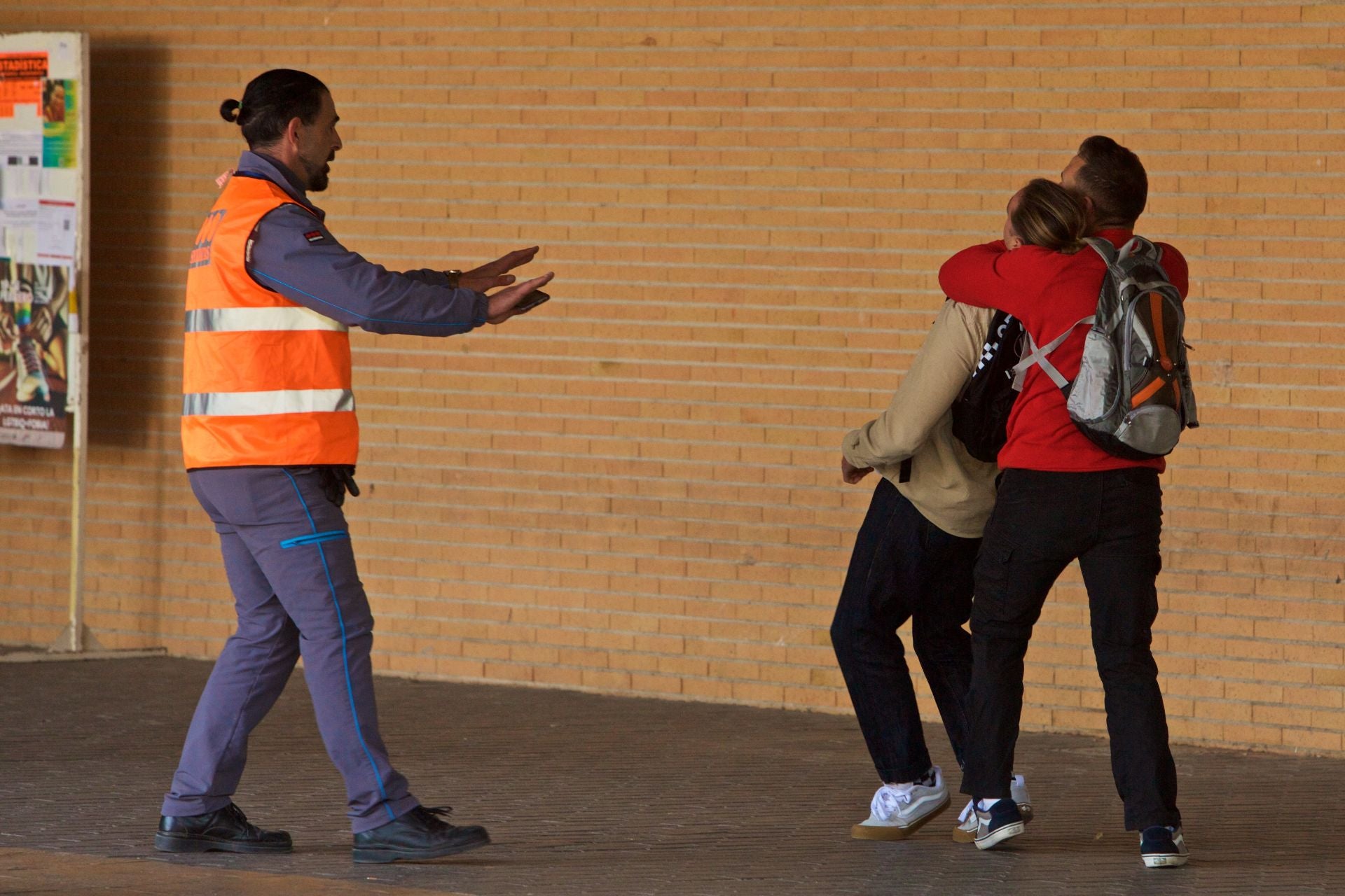 El macrosimulacro de la UA con la Policía Nacional, en imágenes
