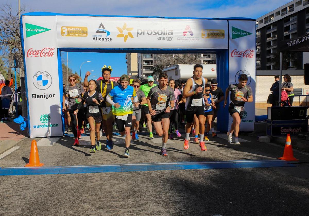The start and finish of the race were located at PAU-5.