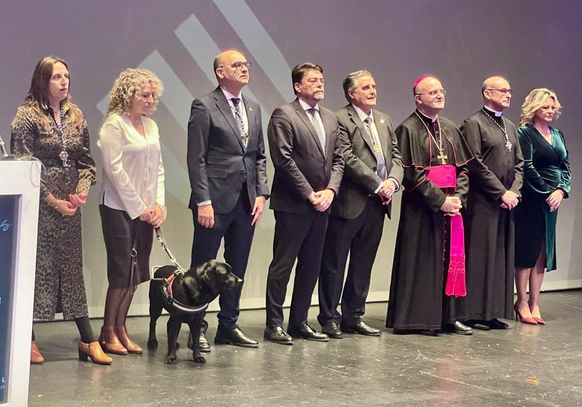 The Proclamation took place at Alicante's Main Theatre.