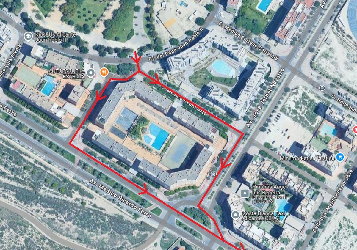 Imagen principal - 1. Croquis de las calles por donde sale el agua 2. zona donde podría esta el nuevo imbotnal. 3. El tipo de imbornales que deberían usarse.