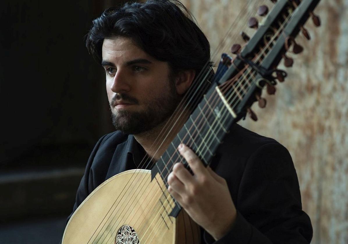 Fundación Mediterráneo Transforms into Renaissance Palace with Pablo Fitzgerald's Lute