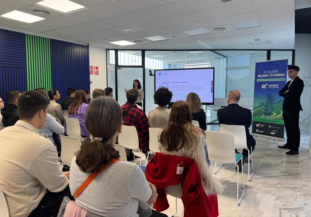 'Alicante Futura Lab', the workshop to boost the city's digital talent over the next three months