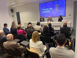 Reunión extraordinaria de la junta de CEV Alicante este jueves.