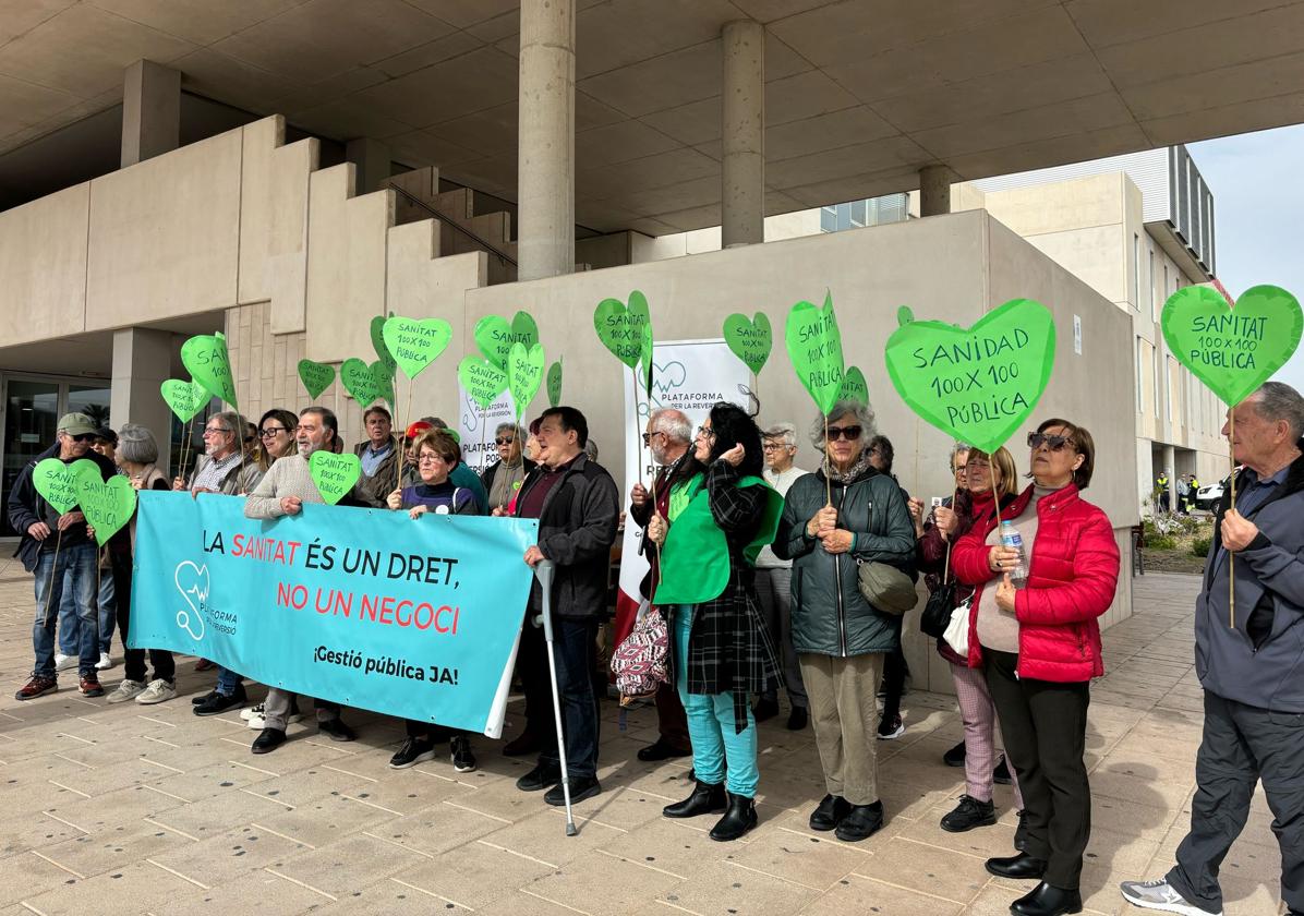 Protest in Elche this Saturday against the extension of private management of the Vinalopó Hospital