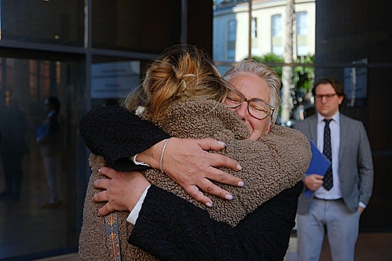 La abuela de Aitor, el niño de 8 años de Petrer fallecido por una peritonitis: «Su muerte se podía haber evitado con un análisis»