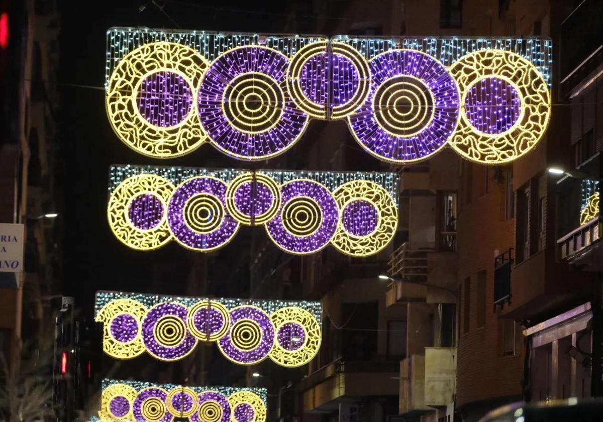Alicante Increases Budget for Christmas, Hogueras, and Carnival Lights