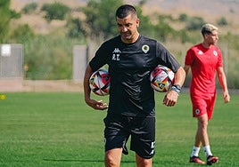 Rubén Torrecilla, durante un entrenamiento en Fontcalent.