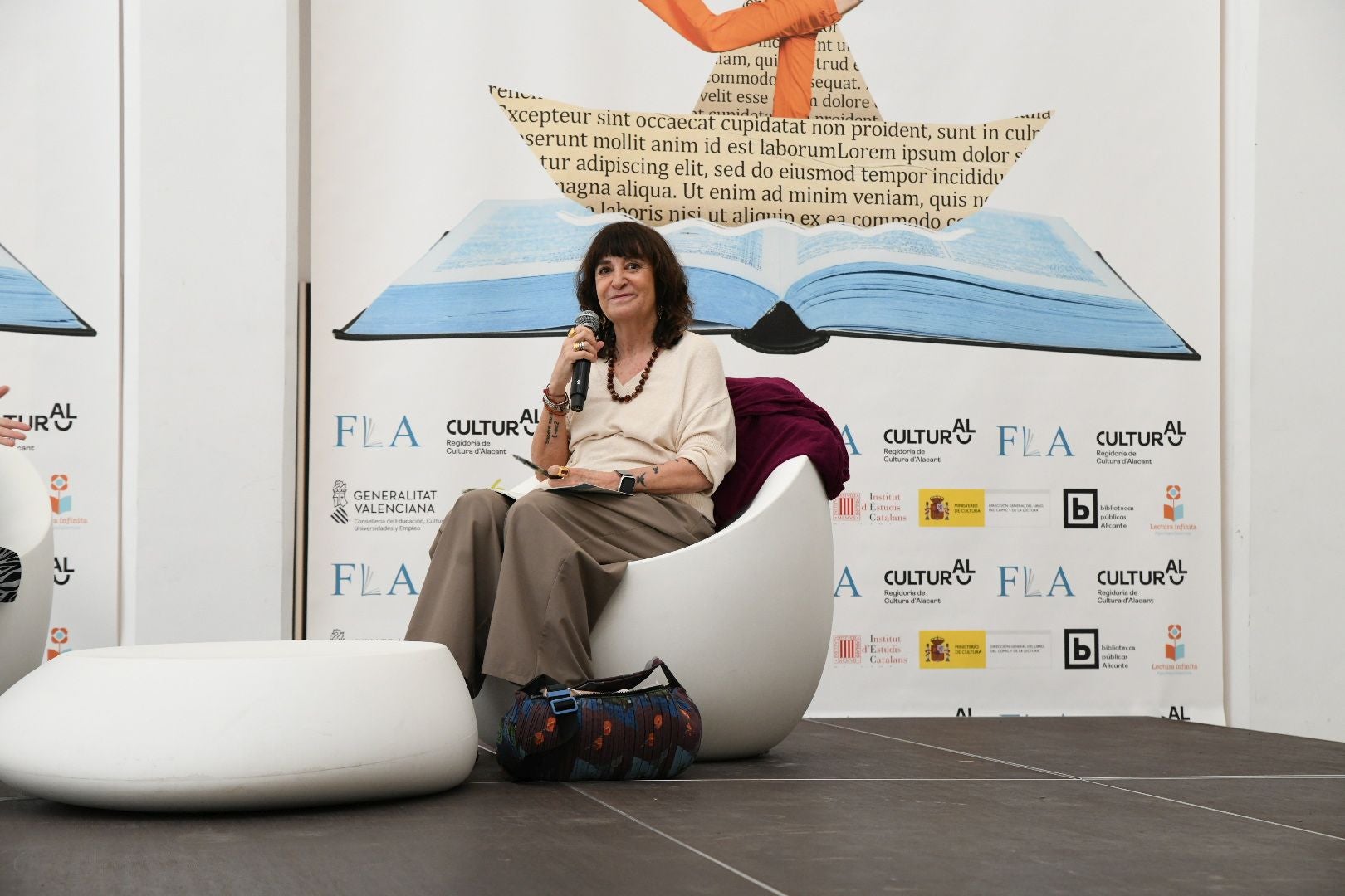 Pistoletazo de salida a la Feria del Libro de Alicante