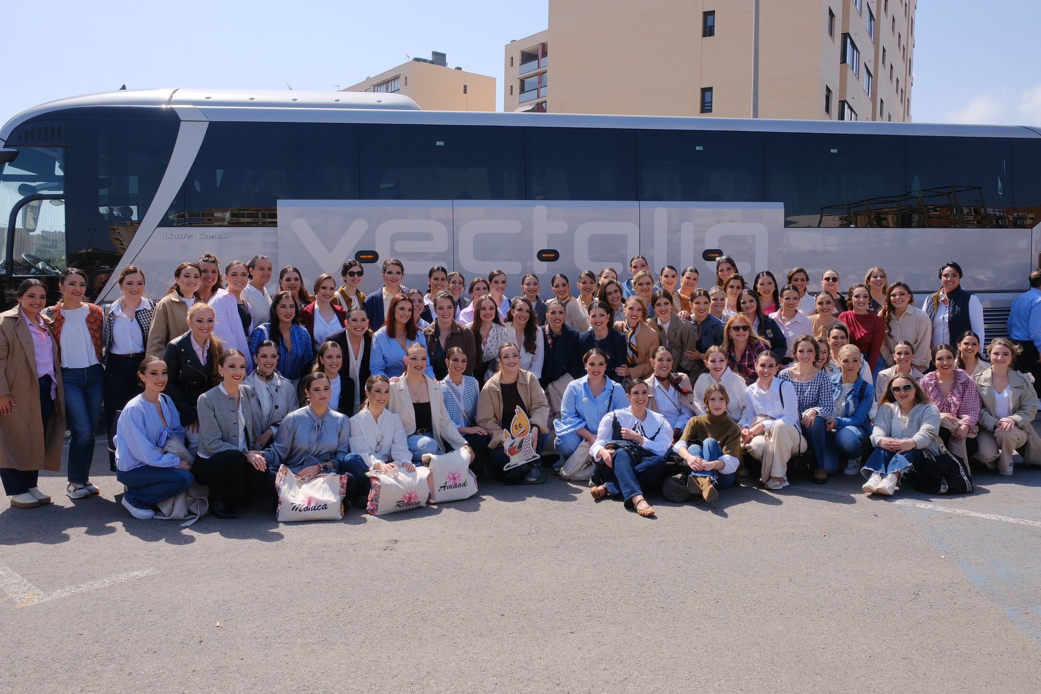 La ilusión abunda en las candidatas en su llegada a Albacete