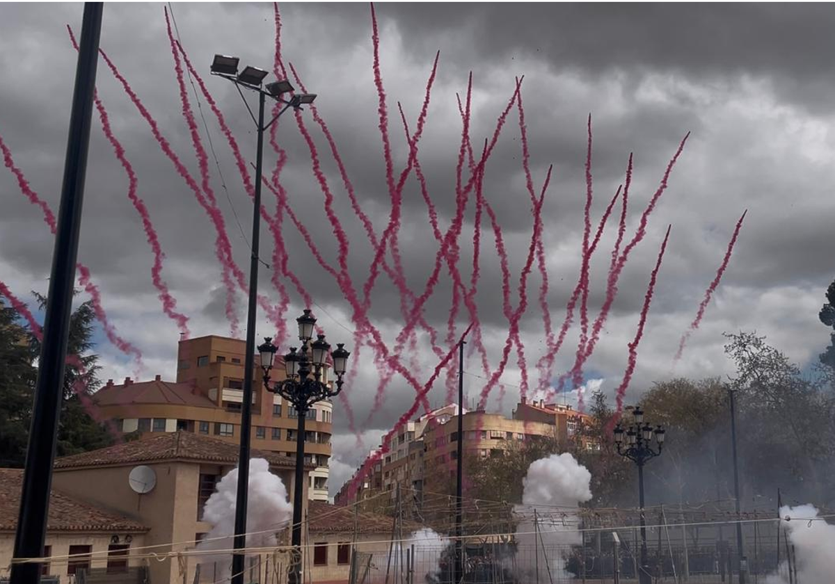 Albacete resonates with the mascletà of Alicante's Hogueras