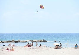 Playa del Postiguet en una imagen de archivo.