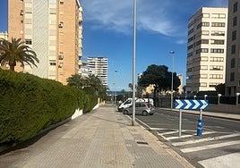 Calle Cataluña en la Playa de San Juan de Alicante.